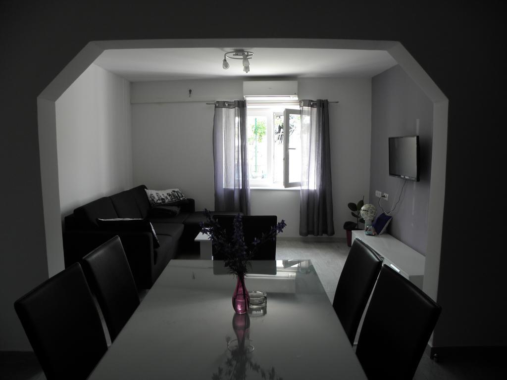 Apartment Jartic Betina  Extérieur photo